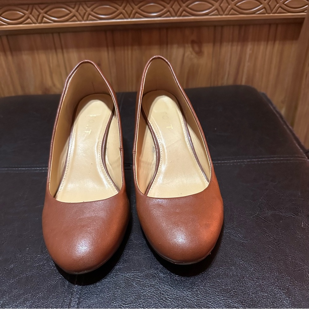 Camel wedge heels size 9 - Picture 1 of 7